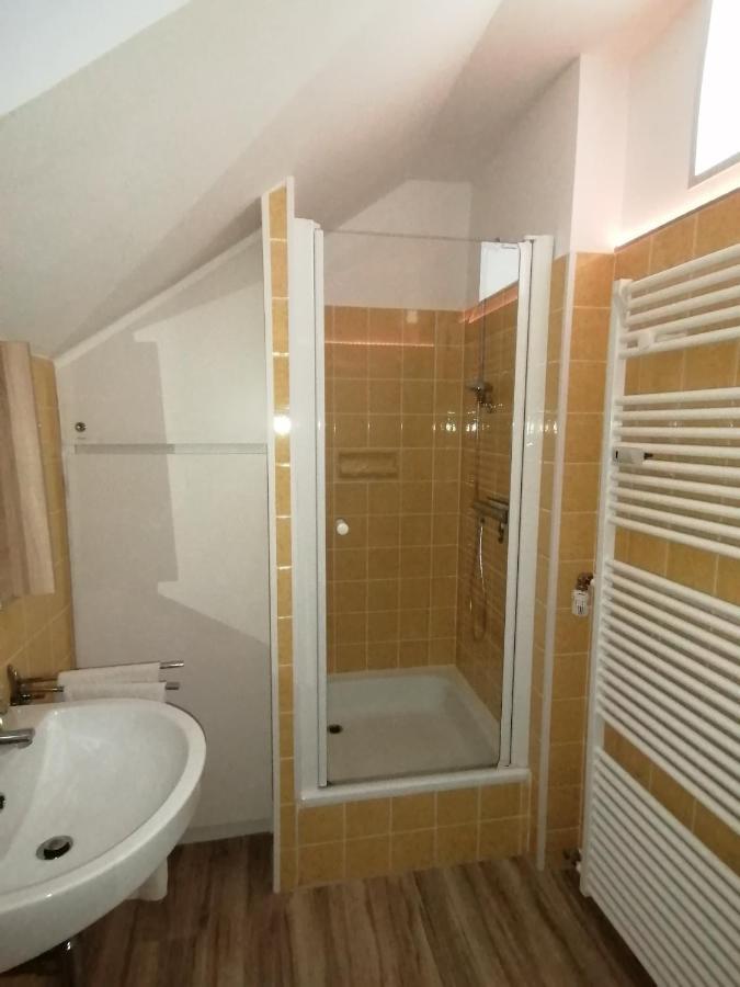 Ferienwohnung Astenrefugio وينتربرغ المظهر الخارجي الصورة